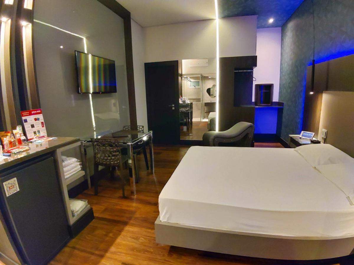 Motel Dallas Белу-Оризонти Экстерьер фото